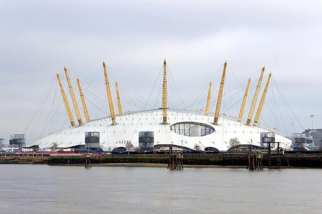 Full Apartment Close To Excel Centre, London City Airport , O2 Arena Londres Exterior foto
